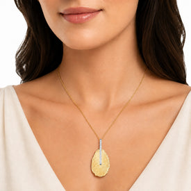 14K Gold 0.09 ct. tw Hammered Tear-Drop Pendant