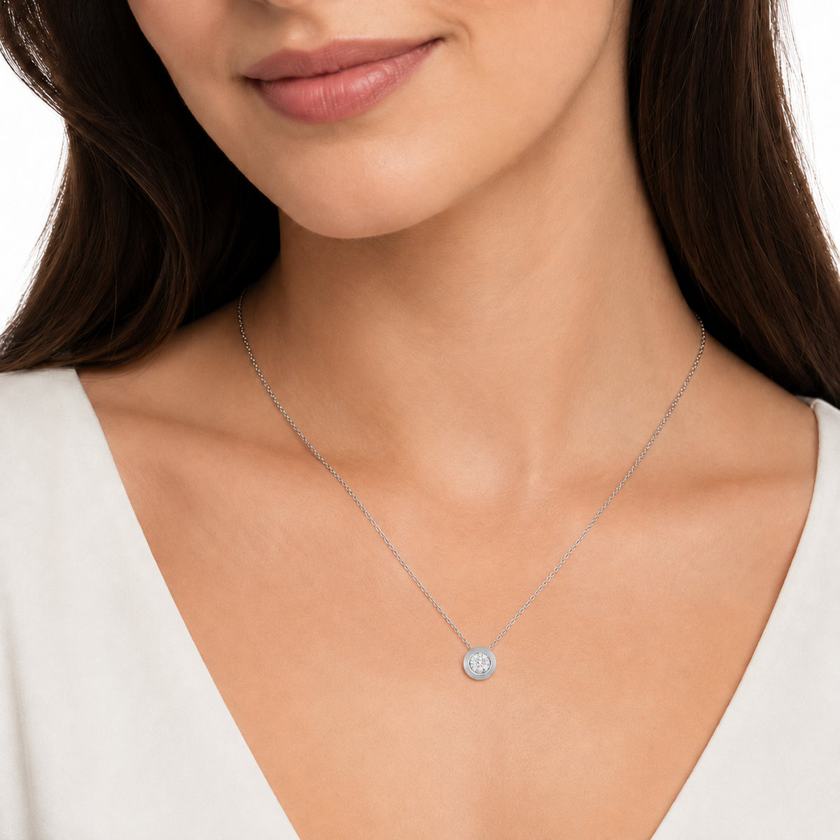 14K Gold 0.06 ct. tw. Small Round Pendant Necklace
