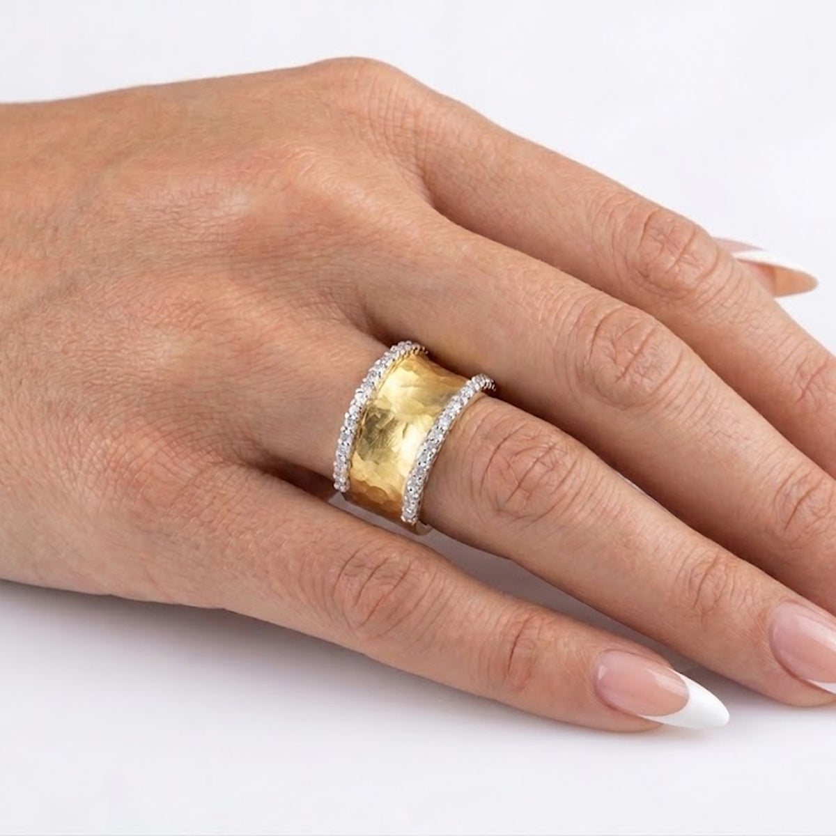 14K Gold 0.48 ct. tw. Hammered Cigar Ring