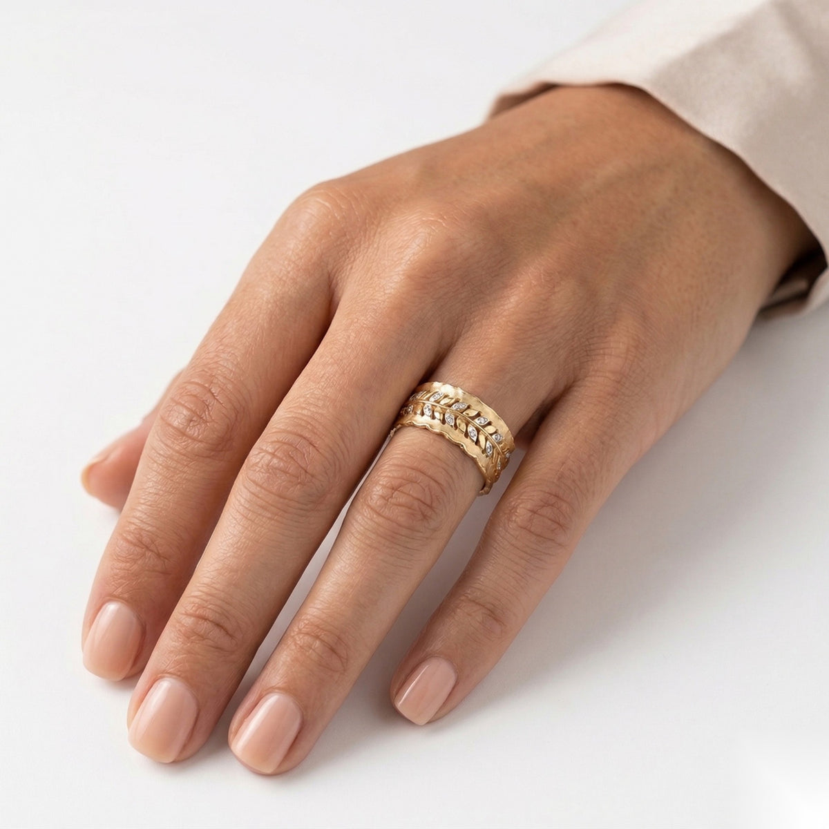 14K-Y LEAF FILIGREE RING, 0.12CT