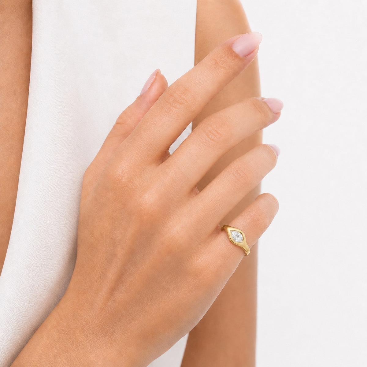 14K Gold 0.75 ct. tw. Lab Grown Tear-Drop Diamond Pinky Ring
